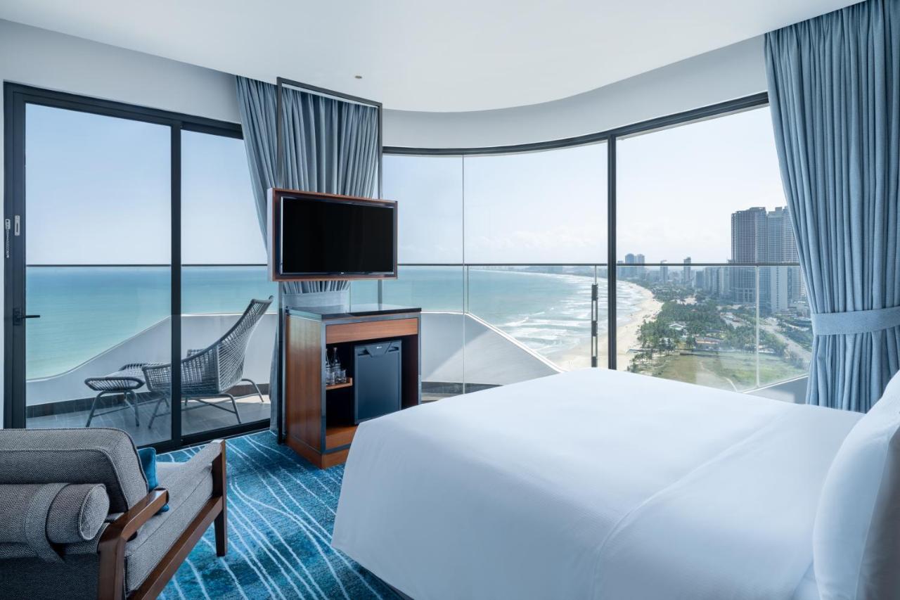 Hilton Garden Inn Дананг Екстериор снимка