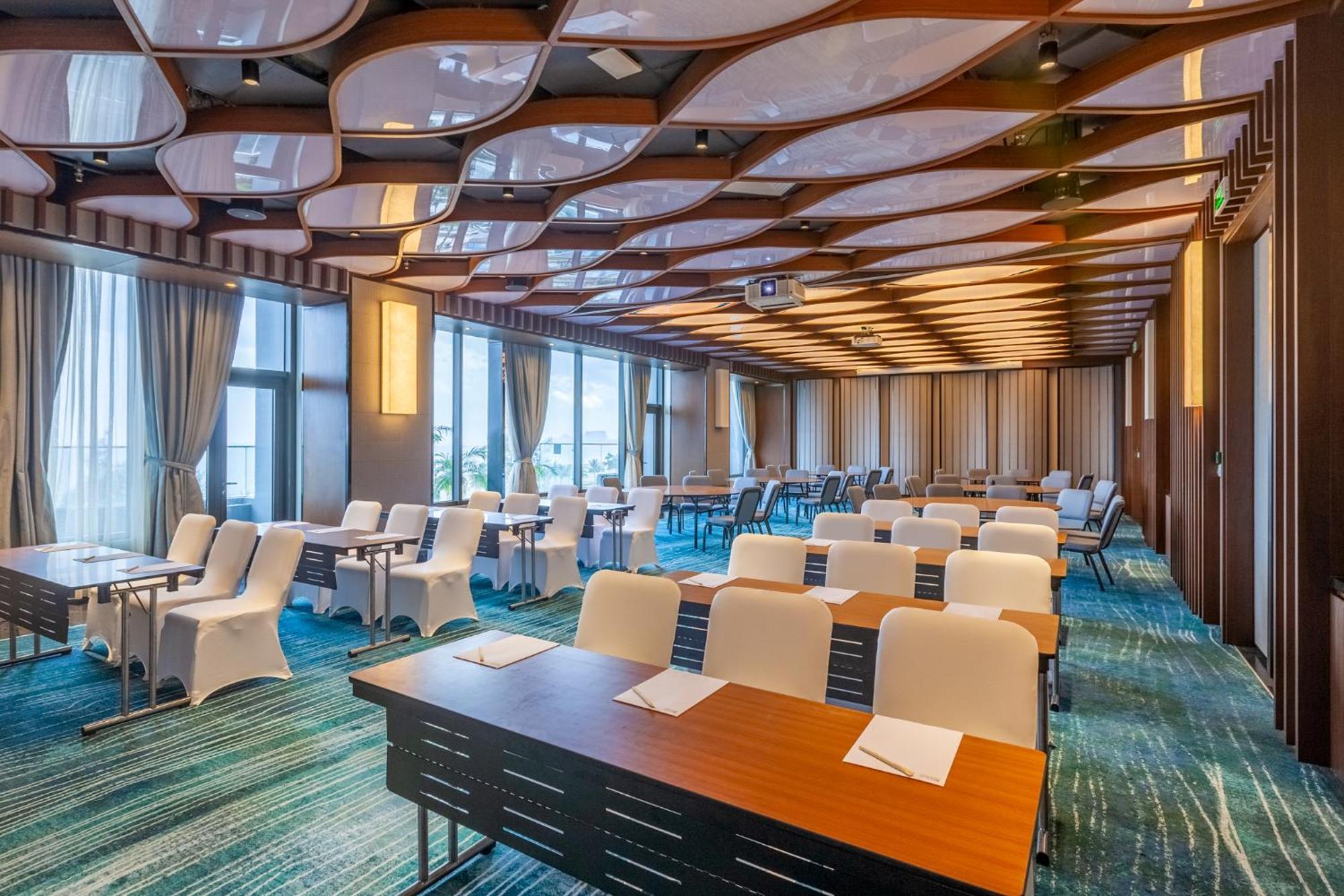 Hilton Garden Inn Дананг Екстериор снимка
