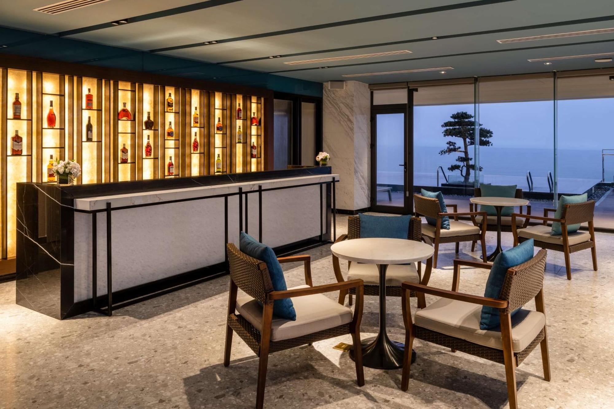Hilton Garden Inn Дананг Екстериор снимка